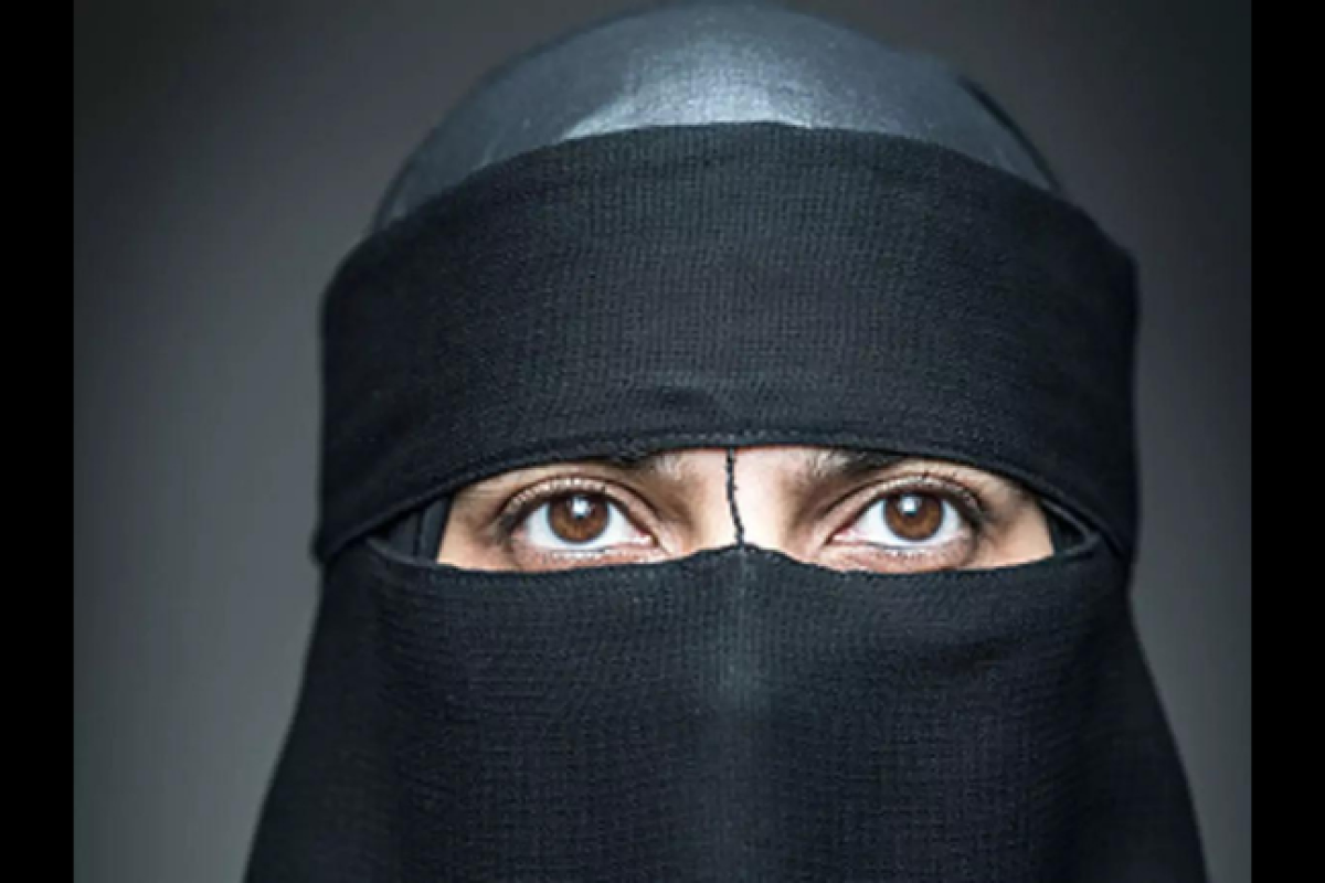 SC to Review Students' Appeal Against Bombay HC Ruling on Hijab and Burqa Ban in Colleges